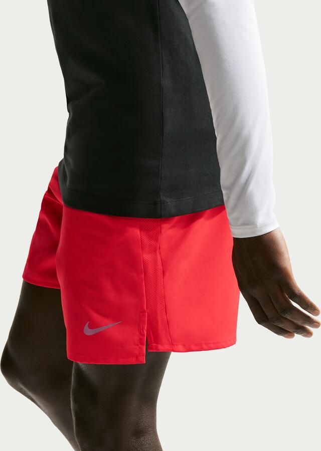 Nike Challenger Dri-FIT hardloopshorts met binnenbroek voor heren (18 cm) Rood - Foto 3