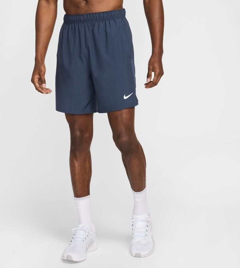 Nike Challenger Dri-FIT niet-gevoerde hardloopshorts voor heren (18 cm) Blauw - Foto 4
