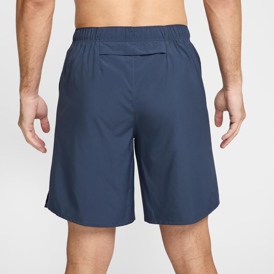 Nike Challenger multifunctionele niet-gevoerde herenshorts met Dri-FIT (23 cm) Blauw