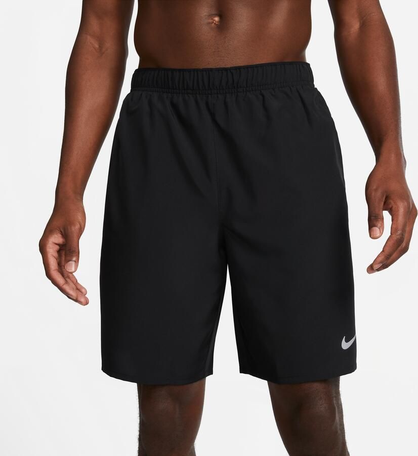 Nike Challenger multifunctionele niet-gevoerde herenshorts met Dri-FIT (23 cm) Zwart - Foto 4