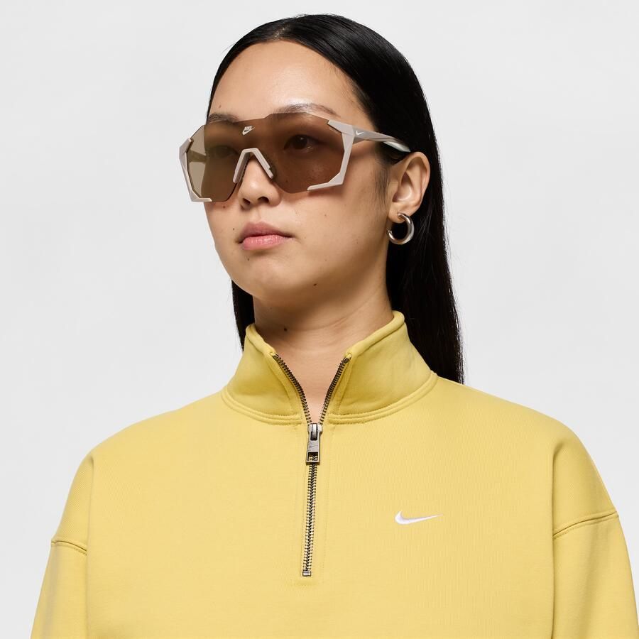 Nike Charged Shield zonnebril Grijs - Foto 4