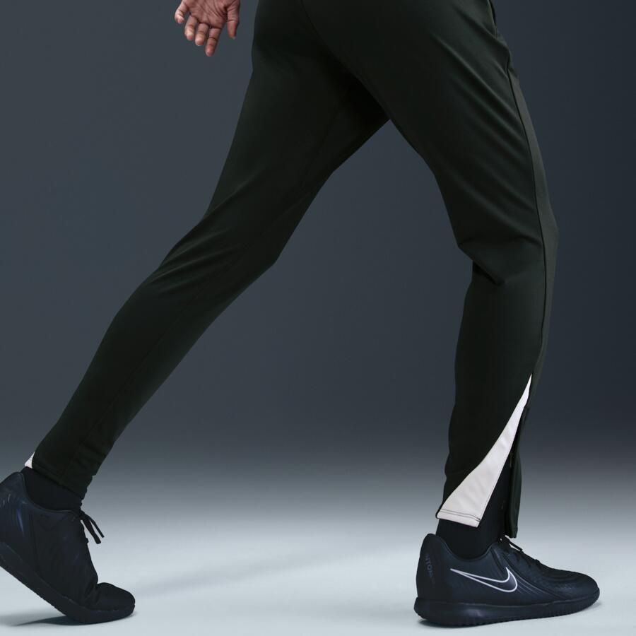 Nike Chelsea FC Strike Dri-FIT knit voetbalbroek voor dames Groen - Foto 2