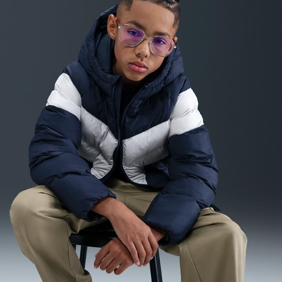 Nike Chelsea FC voetbaljack met synthetische vulling en capuchon voor kids Blauw - Foto 2