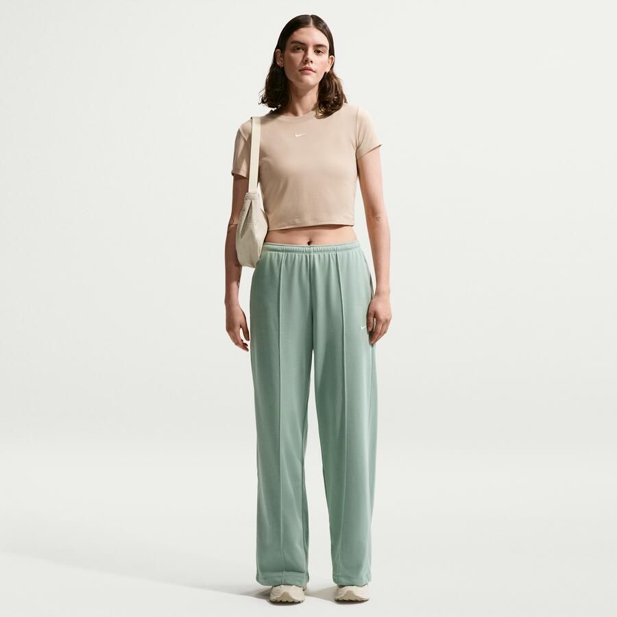 Nike Chill Knit kort T-shirt voor dames Bruin - Foto 2