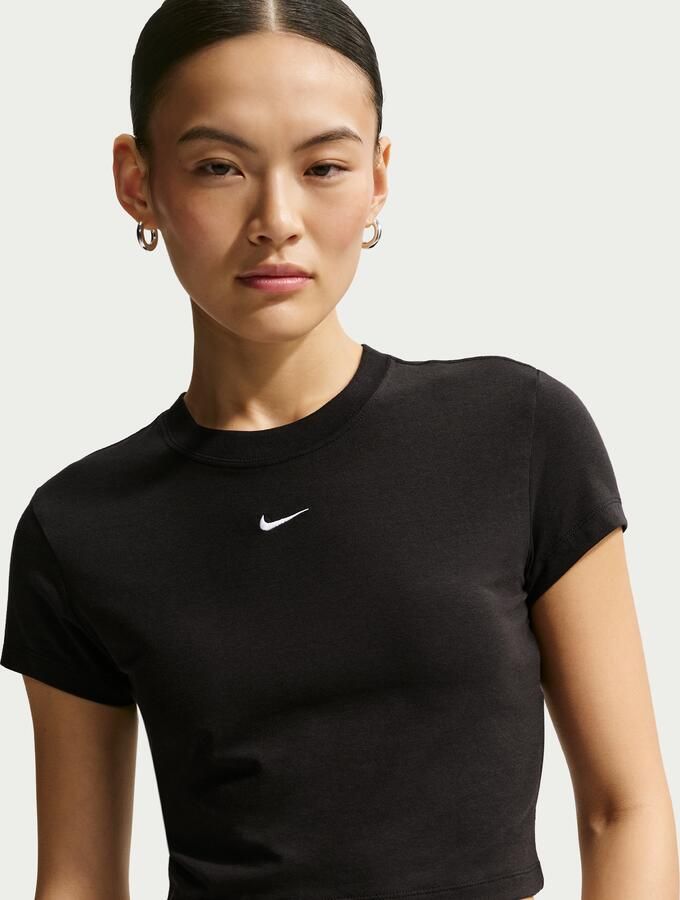 Nike Chill Knit kort T-shirt voor dames Zwart