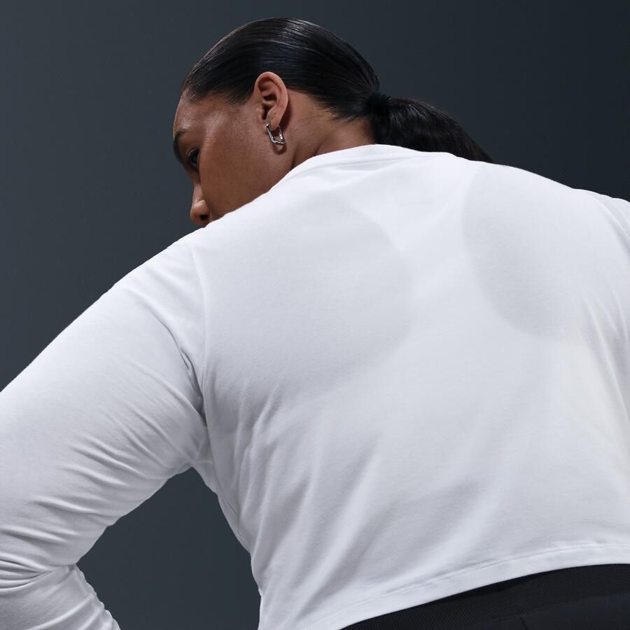 Nike Chill Knit korte aansluitende damestop met lange mouwen (Plus Size) Wit