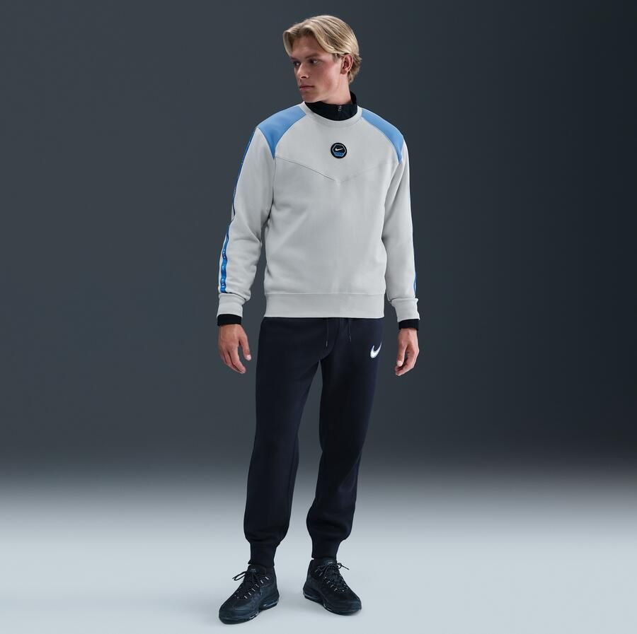Nike City Side Sweatshirt van fleece met ronde hals voor heren Grijs - Foto 3