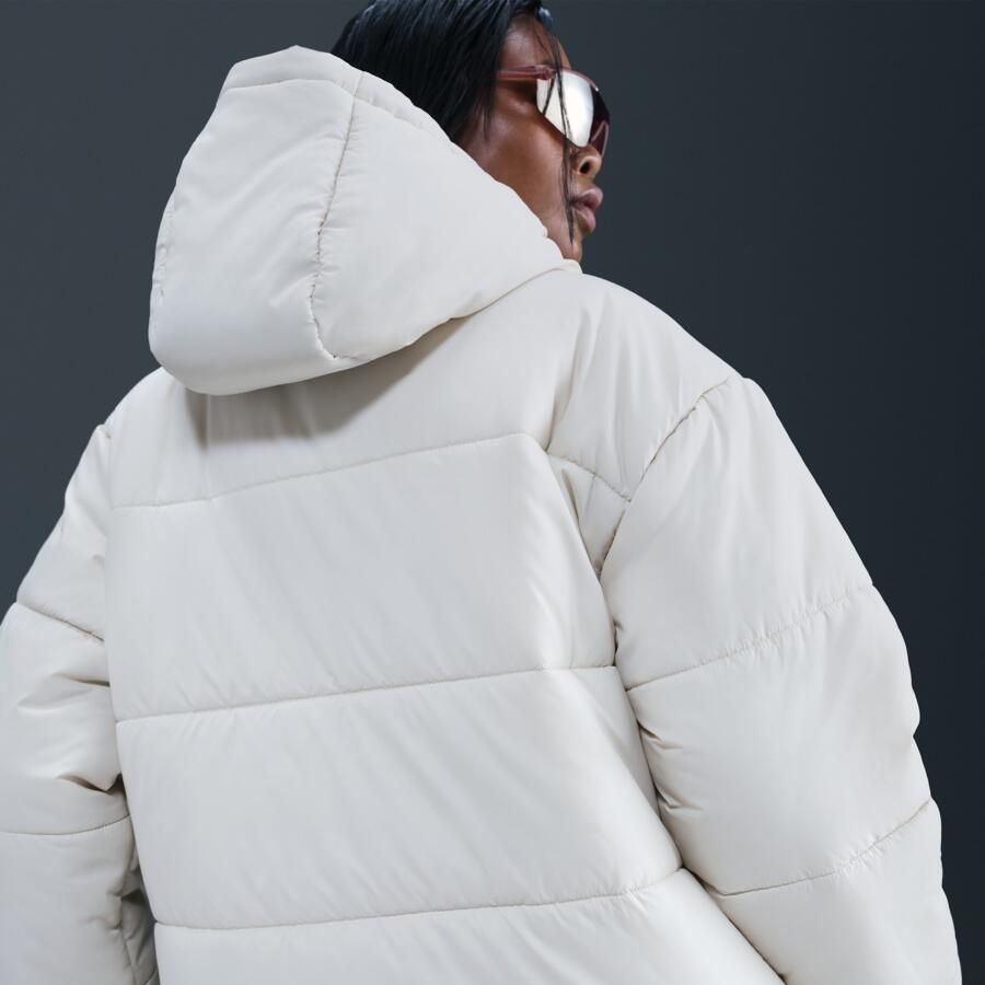 Nike Classic Therma-FIT ruimvallende parka met capuchon voor dames Grijs