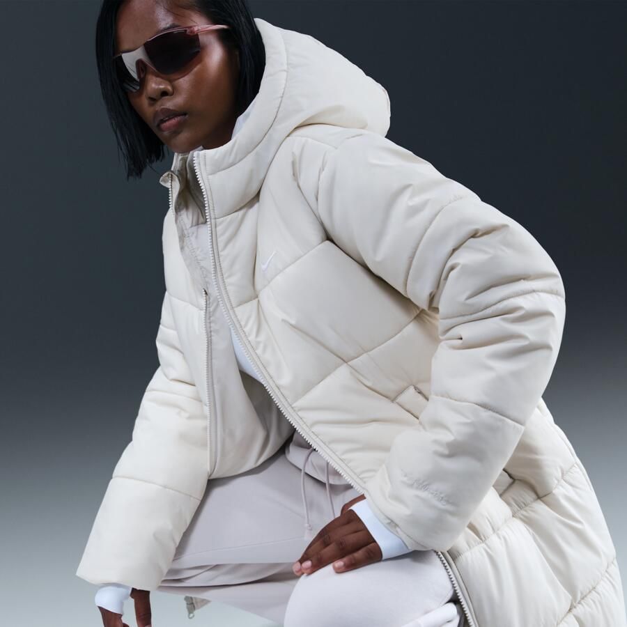 Nike Classic Therma-FIT ruimvallende parka met capuchon voor dames Grijs - Foto 2