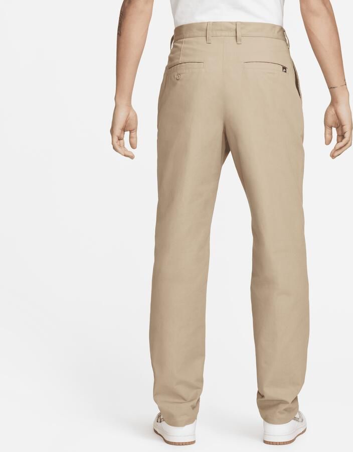 Nike Club chinobroek voor heren Bruin - Foto 4