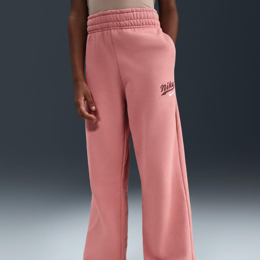 Nike Club Fleece broek met wijde pijpen voor kids Roze