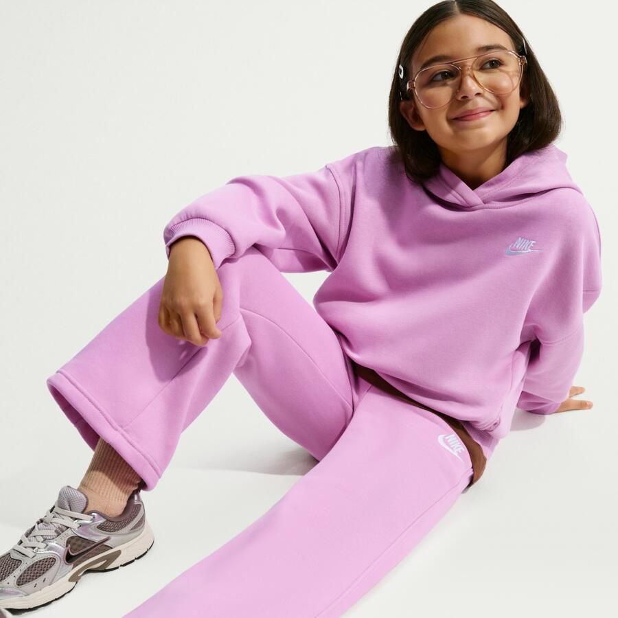 Nike Club Fleece broek met wijde pijpen voor meisjes Paars