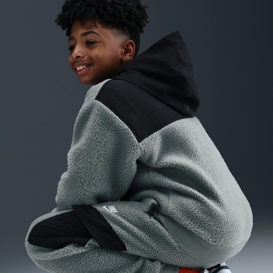 Nike Club Fleece cargobroek voor kids Grijs - Foto 3