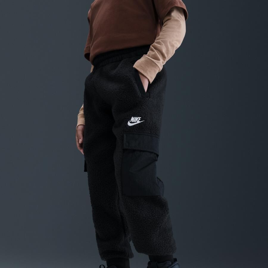 Nike Club Fleece cargobroek voor kids Zwart