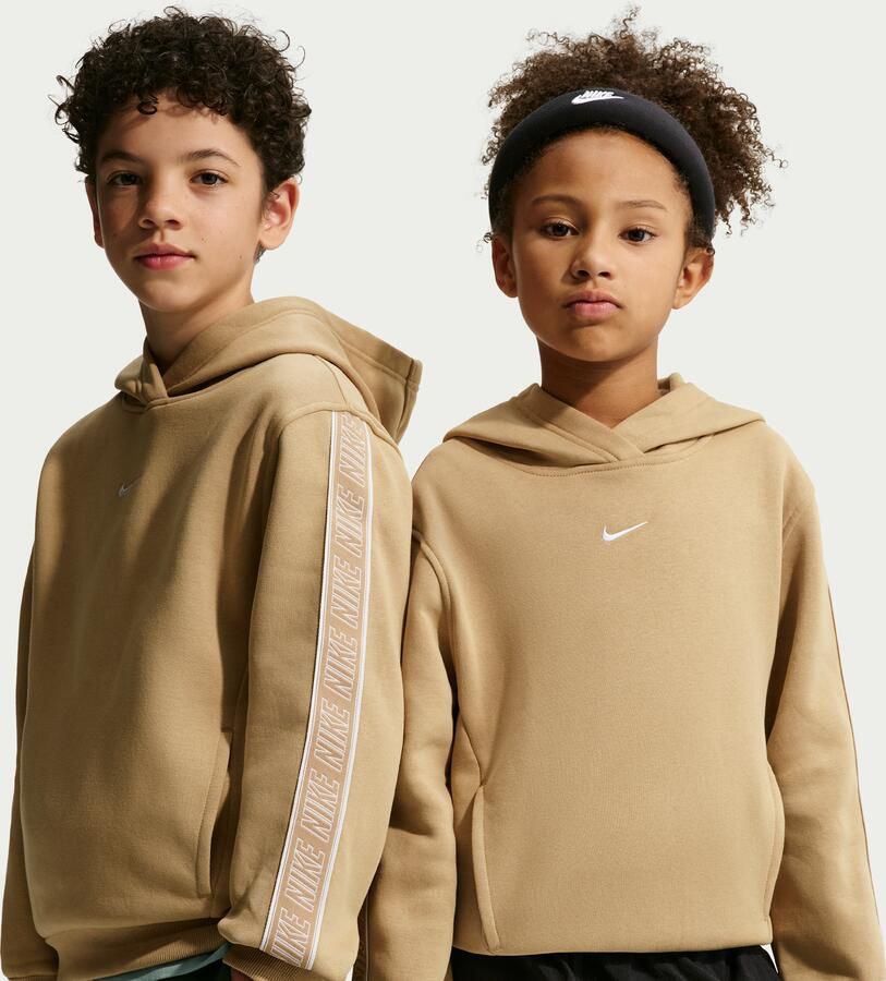Nike Club Fleece Hoodie voor kids Bruin - Foto 4
