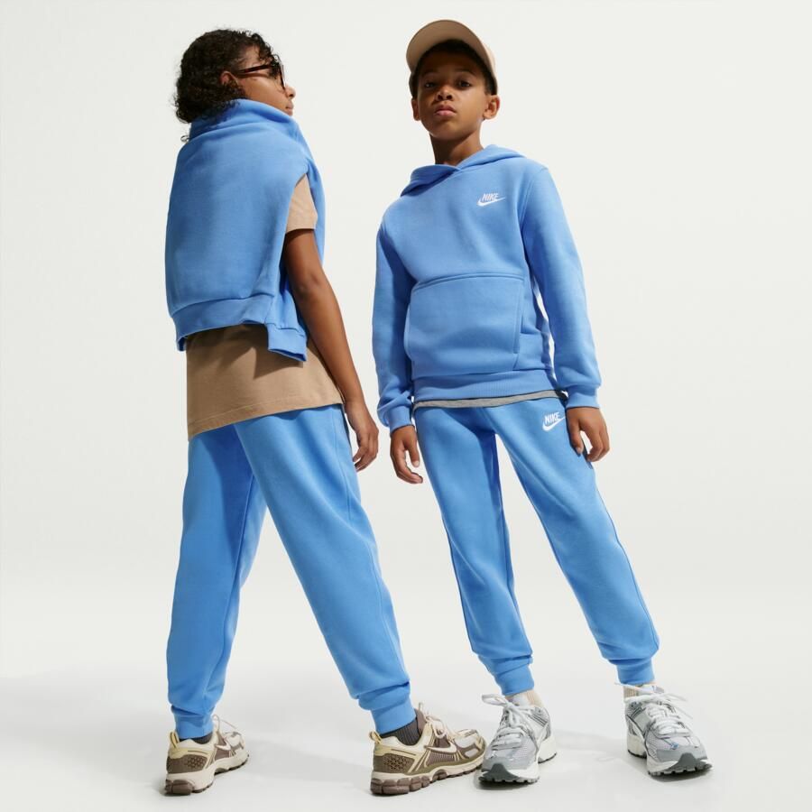 Nike Club Fleece joggingbroek voor kids Blauw - Foto 4