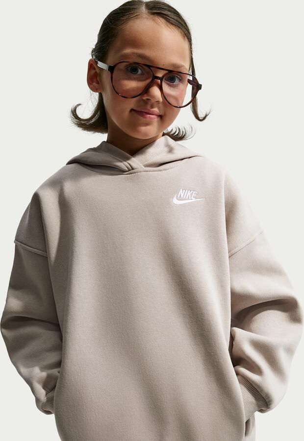 Nike Club Fleece oversized hoodie voor kids Bruin - Foto 4