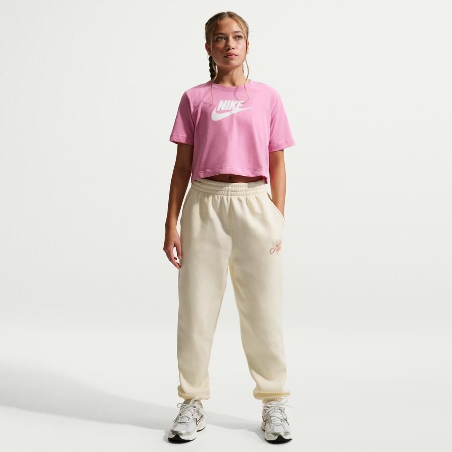 Nike Club Fleece ruimvallende broek met print voor meisjes Bruin - Foto 4