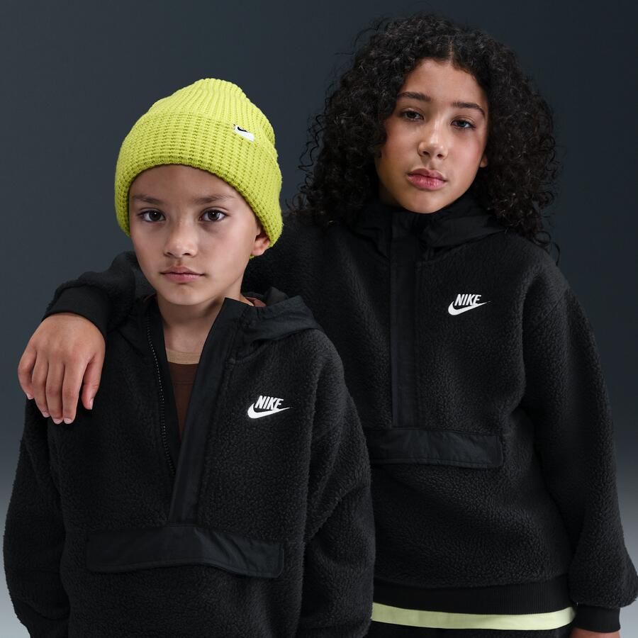 Nike Club Fleece ruimvallende hoodie met 1 4-rits voor grote kinderen Zwart - Foto 4