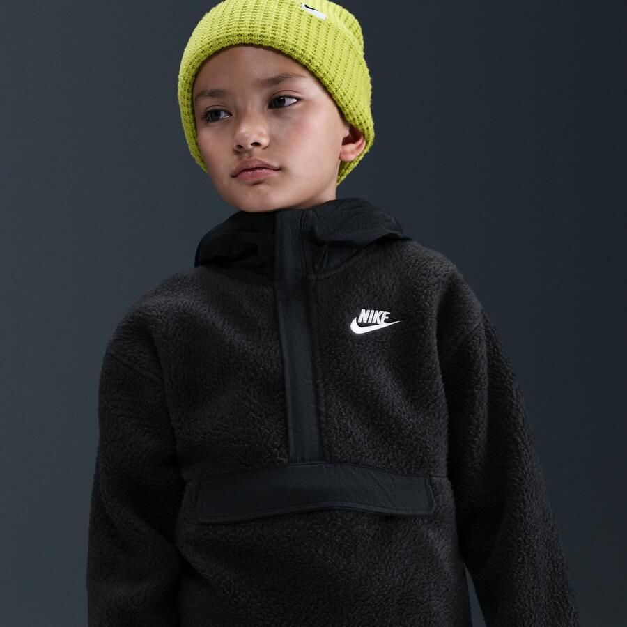 Nike Club Fleece ruimvallende hoodie met 1 4-rits voor grote kinderen Zwart - Foto 2