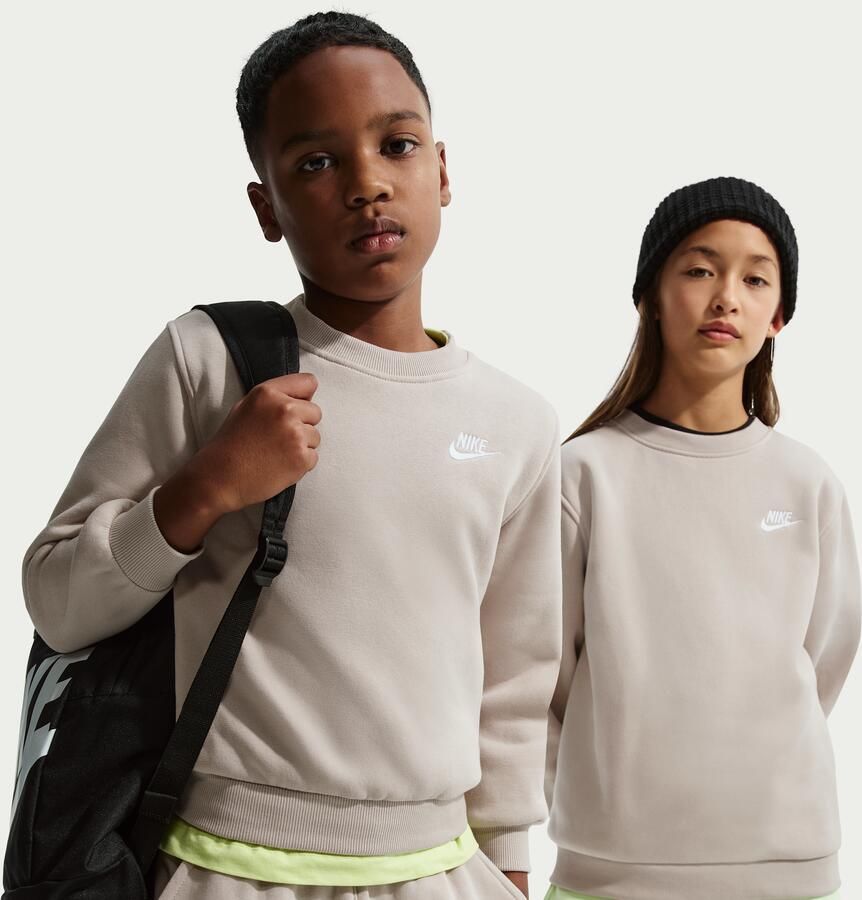 Nike Club Fleece sweatshirt voor kids Bruin - Foto 4