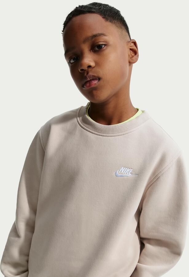 Nike Club Fleece sweatshirt voor kids Bruin - Foto 2
