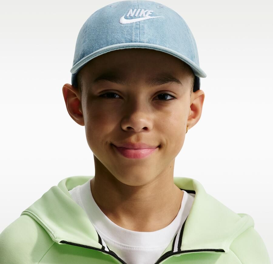 Nike Club ongestructureerde denim pet voor kids Blauw - Foto 2