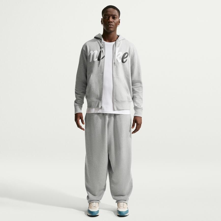 Nike Club oversized broek van sweatstof voor heren Grijs - Foto 4