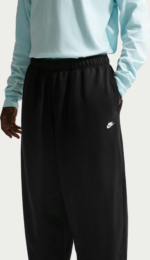 Nike Club oversized broek van sweatstof voor heren Zwart - Foto 3