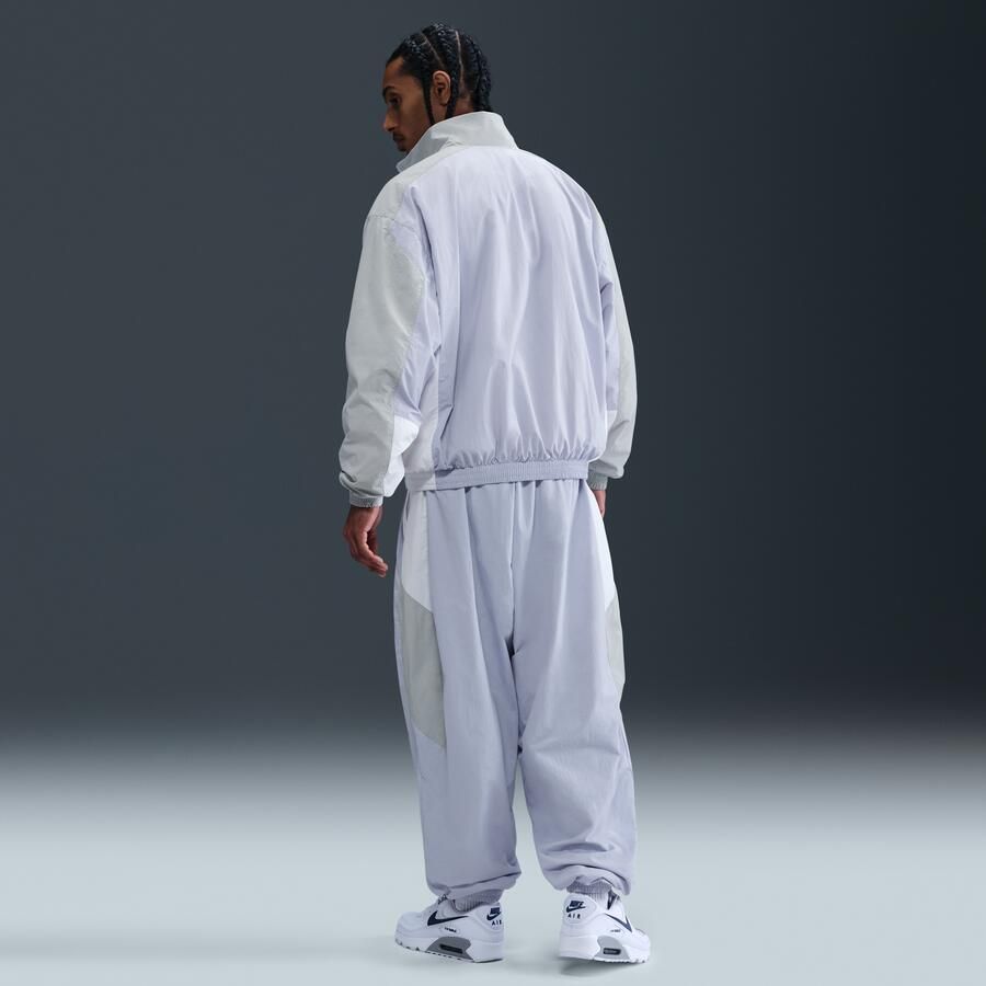 Nike Club oversized geweven trainingsbroek voor heren Grijs - Foto 3