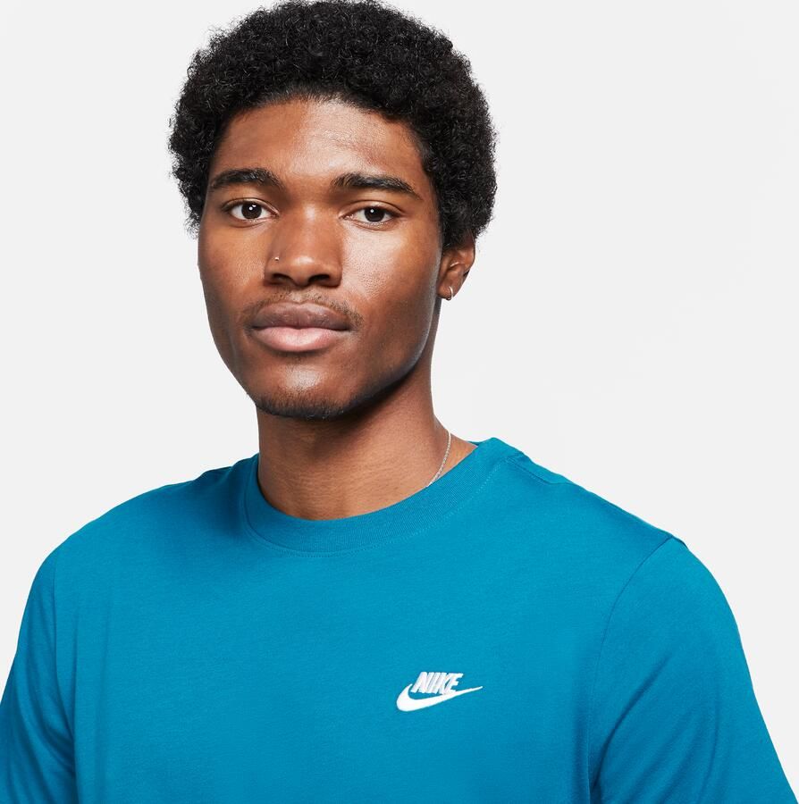 Nike Club T-shirt voor heren Groen