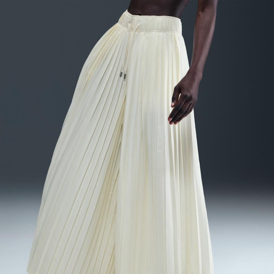 Nike Collection trainingsbroek met plooien en halfhoge taille voor dames Wit