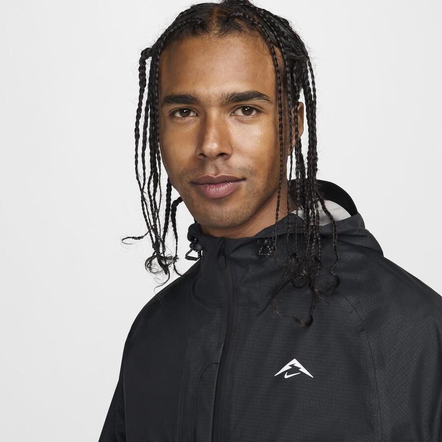 Nike Cosmic Peaks Storm-FIT ADV hardloopjack voor heren Zwart