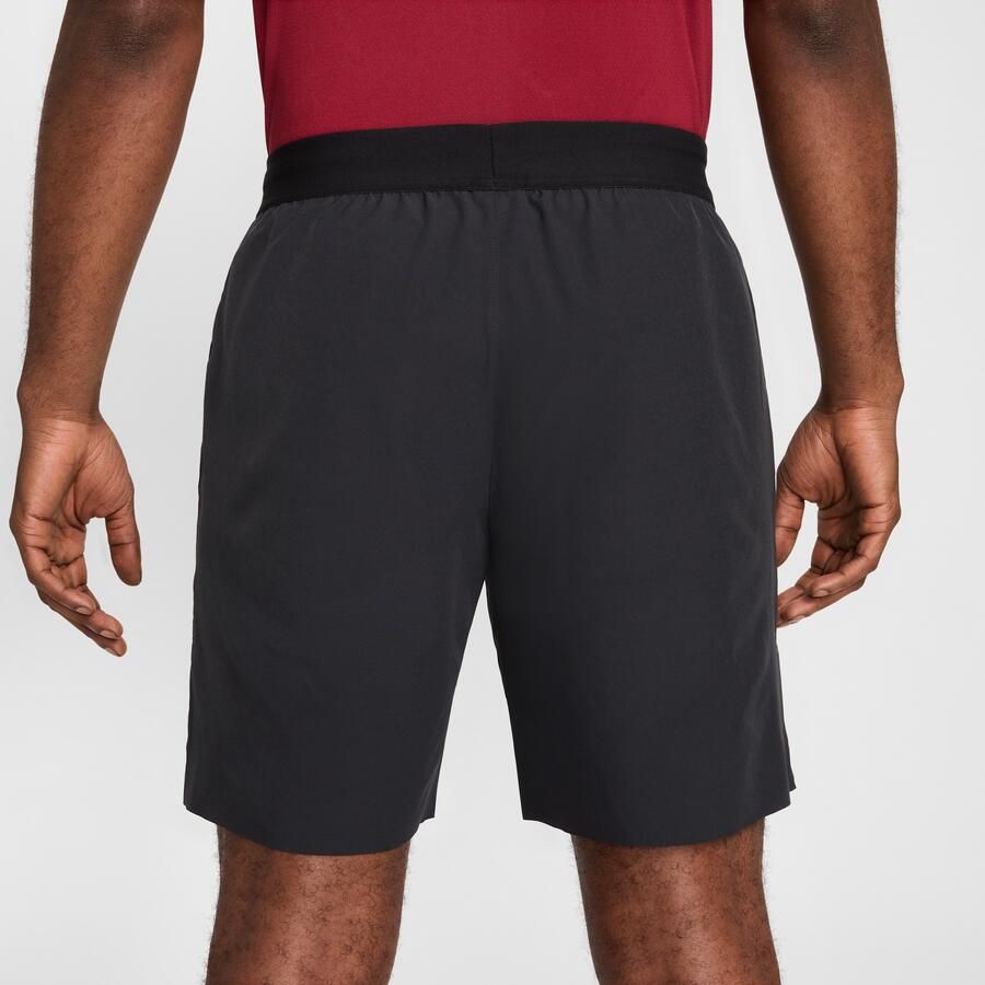 Nike Court Advantage Dri-FIT tennisshorts voor heren (21 cm) Zwart