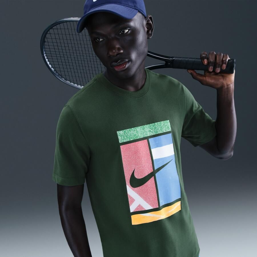 Nike Court Dri-FIT T-shirt voor heren Groen - Foto 4