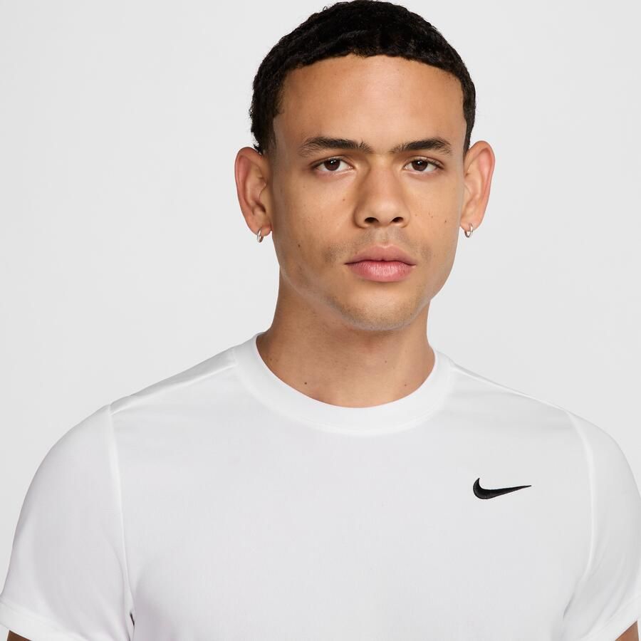 Nike Court Victory Dri-FIT tennistop voor heren Wit