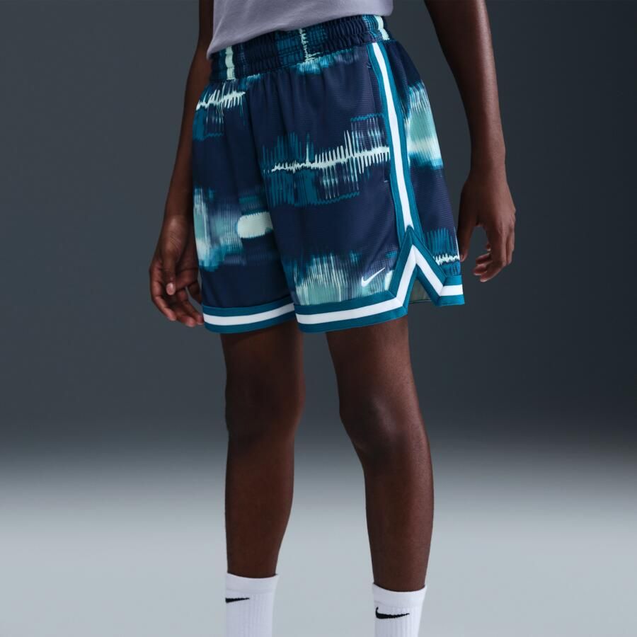 Nike DNA Dri-FIT basketbalshorts voor jongens (13 cm) Blauw