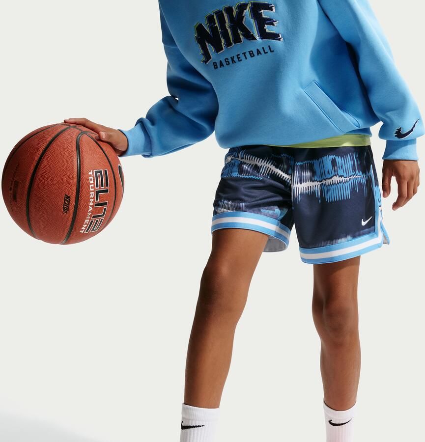 Nike DNA Dri-FIT basketbalshorts voor jongens (13 cm) Blauw