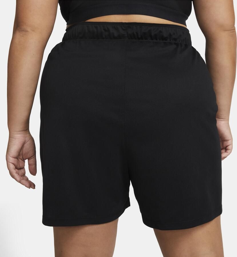 Nike Dri-FIT Attack ongevoerde damesshorts met halfhoge taille (13 cm Plus Size) Zwart - Foto 3
