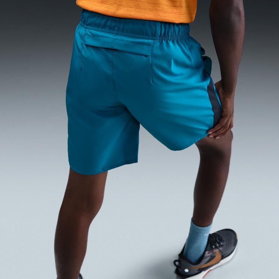 Nike Dri-FIT Challenger trainingsshorts voor jongens Blauw - Foto 2