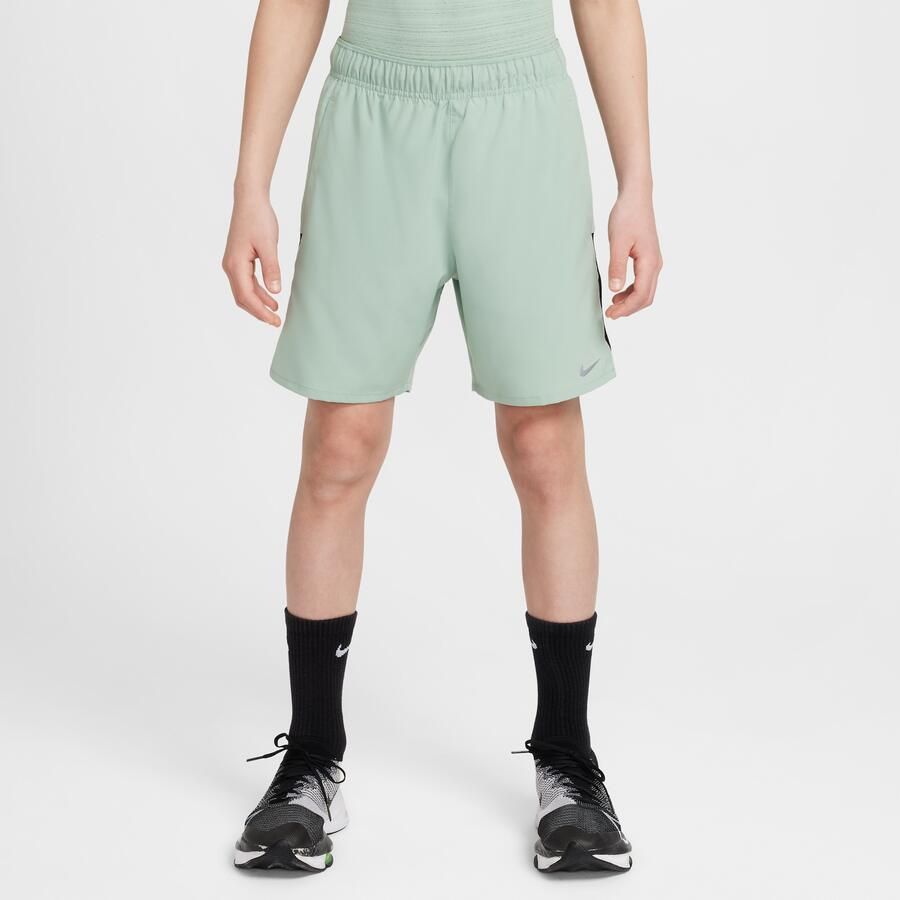 Nike Dri-FIT Challenger trainingsshorts voor jongens Groen - Foto 4