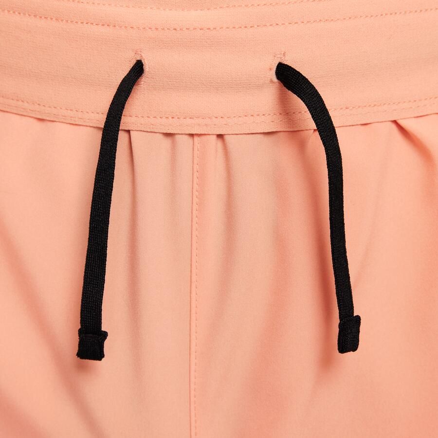 Nike Dri-FIT Challenger trainingsshorts voor jongens Oranje - Foto 2