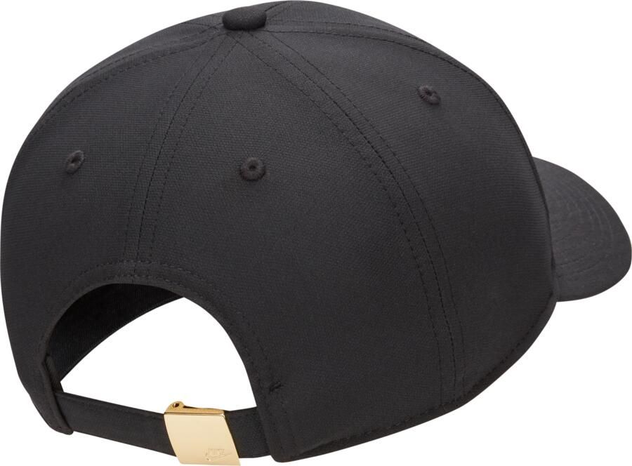 Nike Dri-FIT Club gestructureerde pet met metalen logo Zwart