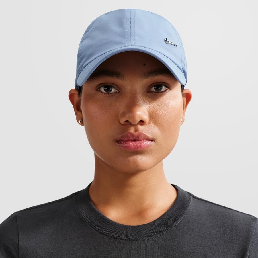 Nike Dri-FIT Club ongestructureerde pet met metalen Swoosh Blauw - Foto 4