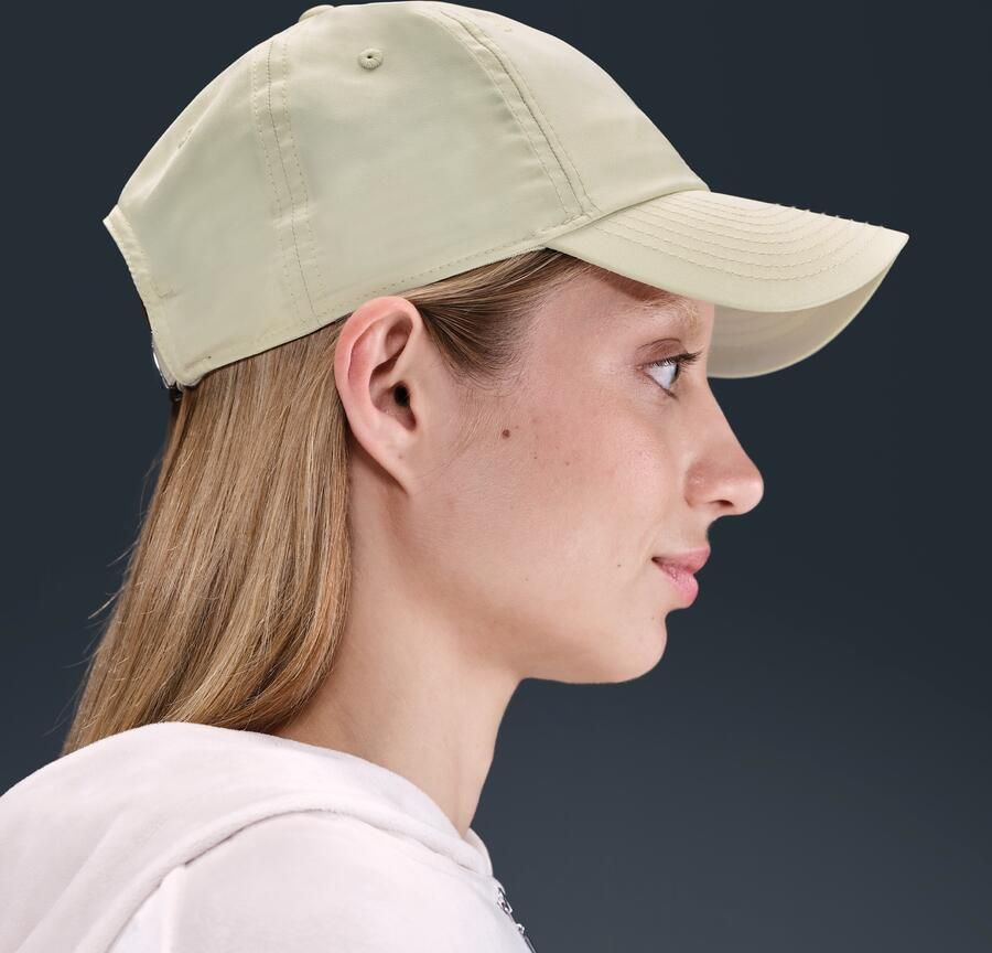 Nike Dri-FIT Club ongestructureerde pet met metalen Swoosh Bruin - Foto 3