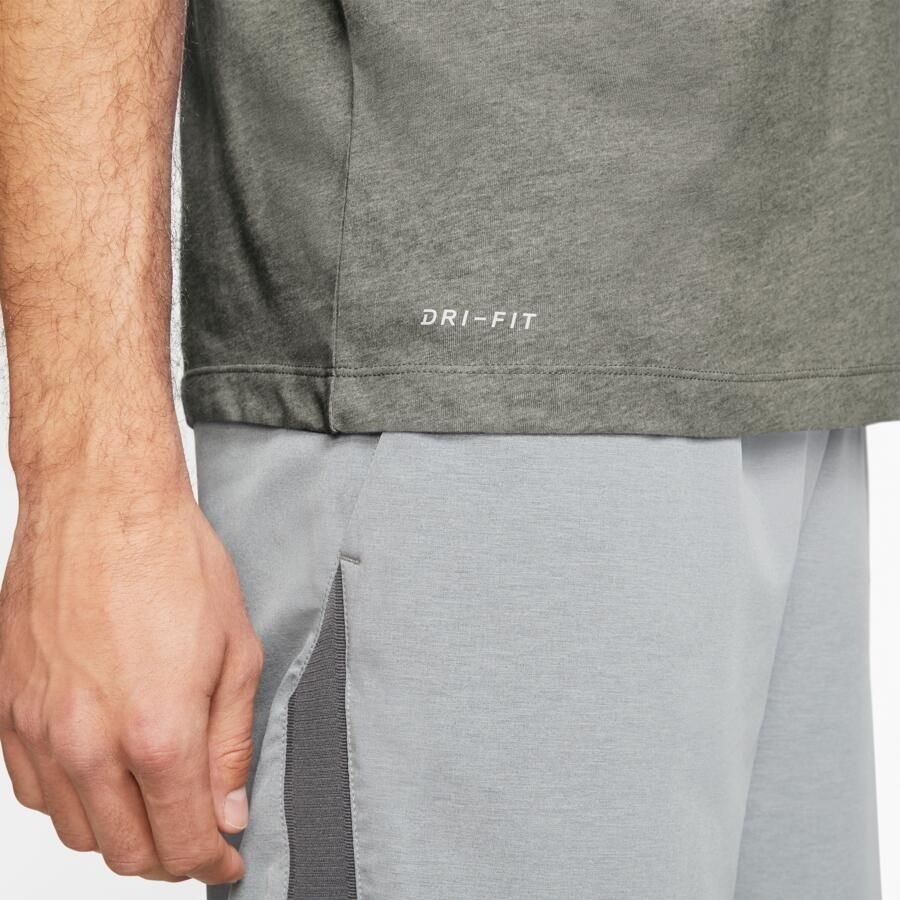 Nike Dri-FIT Fitness T-shirt voor heren Groen