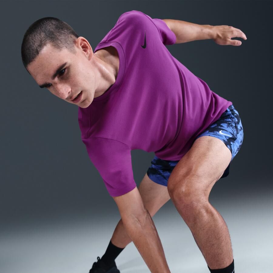 Nike Dri-FIT Fitness T-shirt voor heren Paars - Foto 2