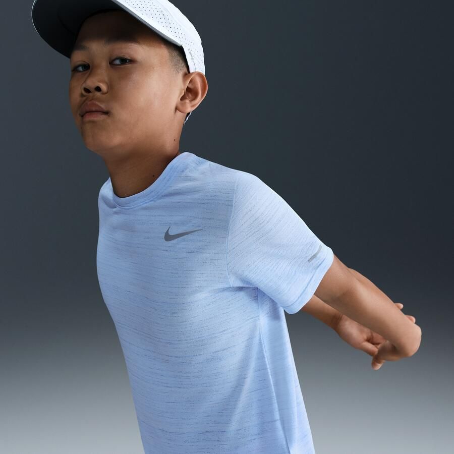 Nike Dri-FIT Miler trainingstop voor jongens Blauw - Foto 4