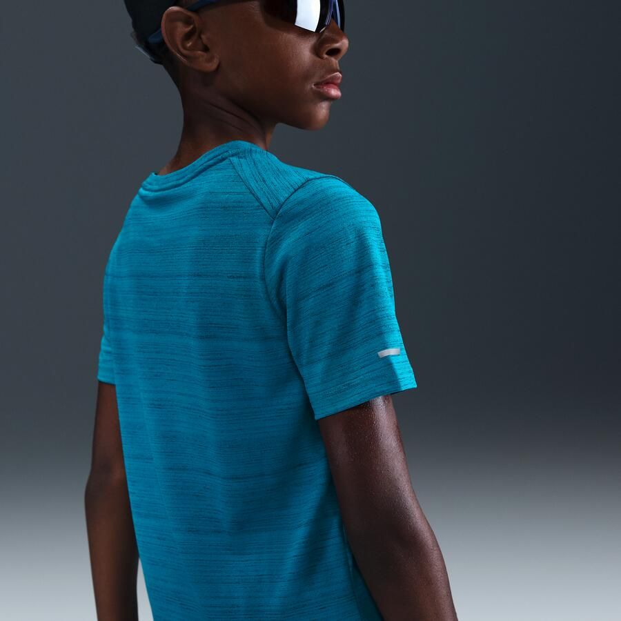 Nike Dri-FIT Miler trainingstop voor jongens Blauw