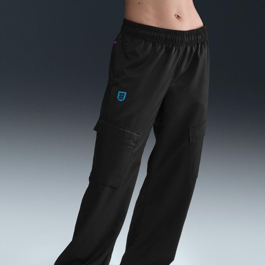 Nike Engeland geweven voetbalcargobroek voor dames Zwart